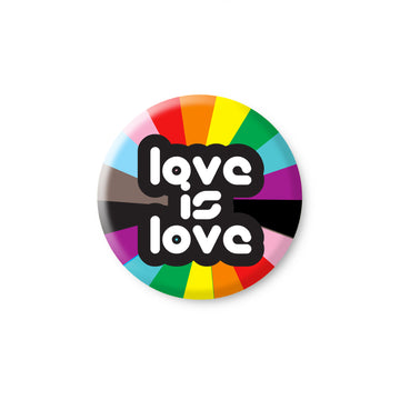Botón 3.2cm Love is love