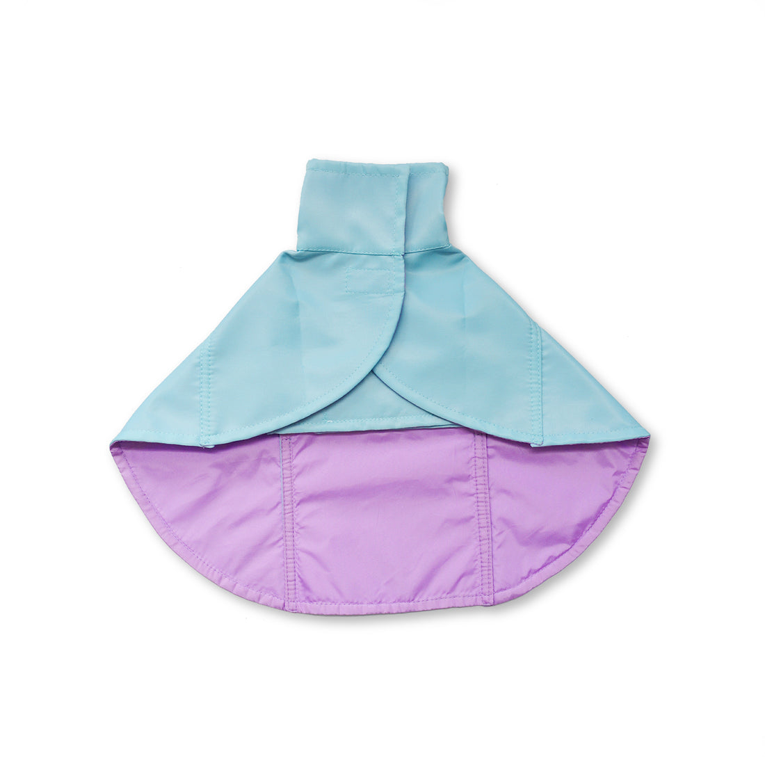 Capa impermeable azul menta cuello alto