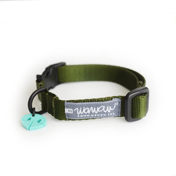 Collar verde militar nariz