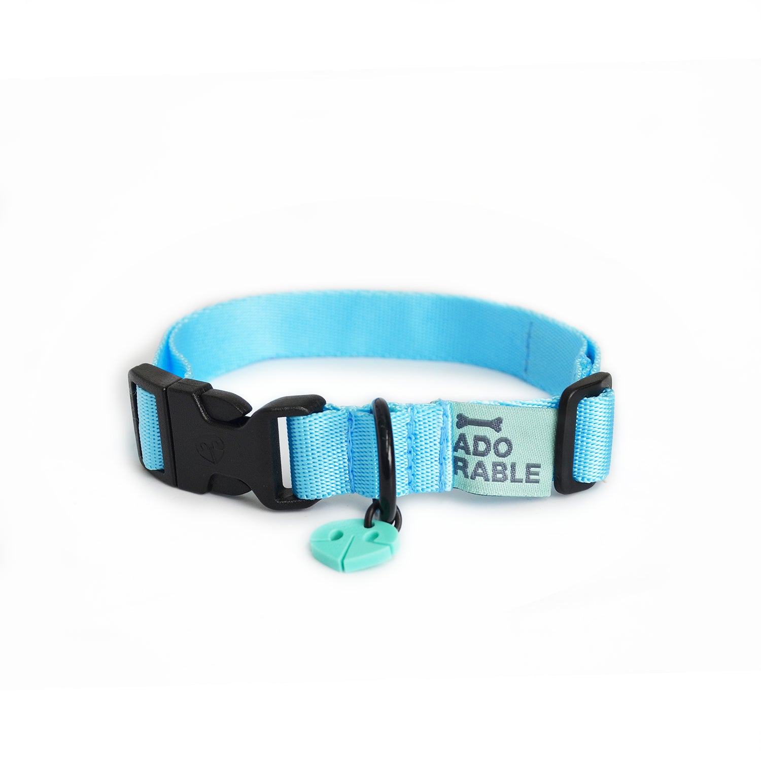 Collar adorable azul cielo