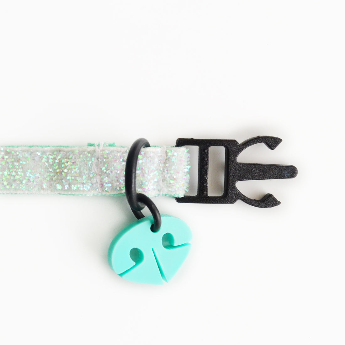 Collar gato lurex tornasolado Wawaw para mascotas perros y gatos.