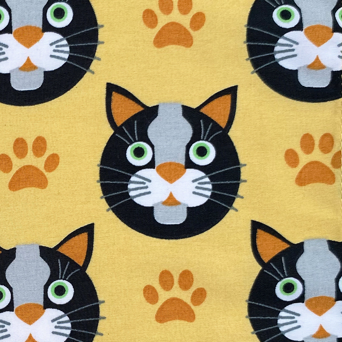 Pañoleta amarillo gatito Wawaw para mascotas perros y gatos.