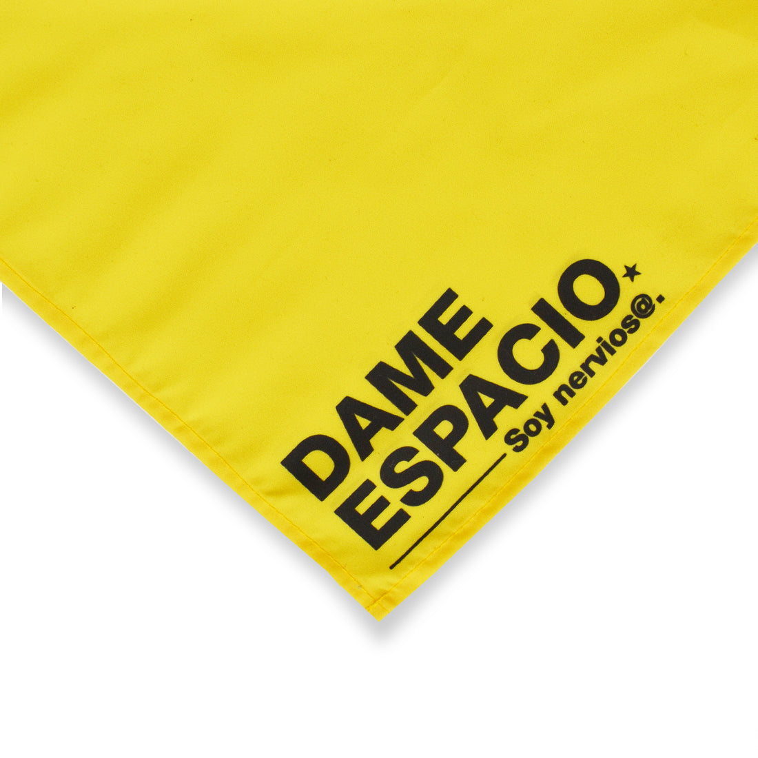 Pañoleta amarilla Dame espacio
