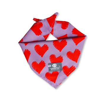Pañoleta lila corazones rojos