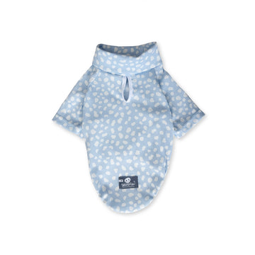Saco cuello tortuga celeste manchas blancas
