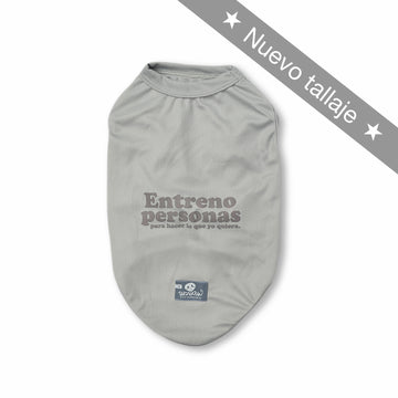 Esqueleto gris entrenador