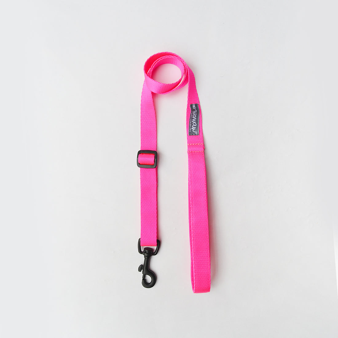 Traílla reata fucsia Wawaw para mascotas perros y gatos.